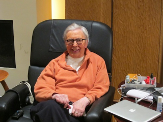 Illustration for article titled Roger Ebert's New Chin